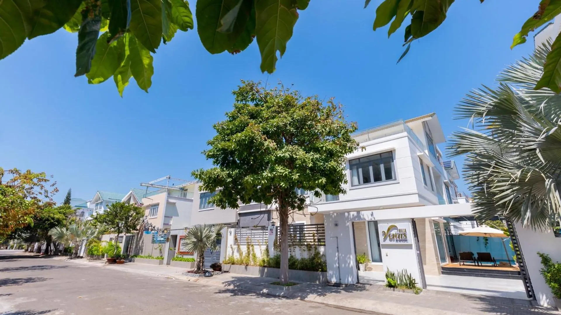 Platinum Boutique Villa Beach Vung Tau 0*,
