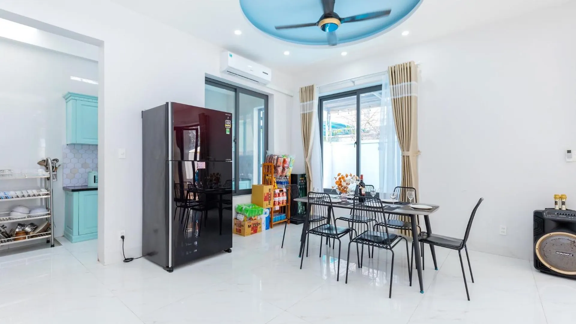 Platinum Boutique Villa Beach Vung Tau 0*,